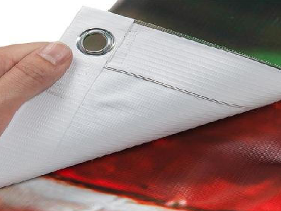 贵定喷绘和刀刮布的工艺区别。